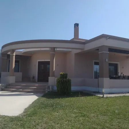 - Family Comfort With Large Garden, Jacuzzi העיירה קוס