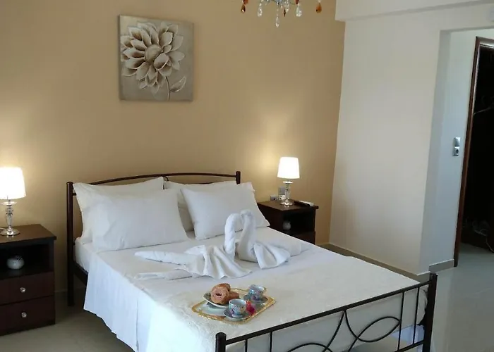 Vila - Family Comfort With Large Garden, Jacuzzi *