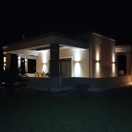 فيلة - Family Comfort With Large Garden, Jacuzzi بلدة كوس