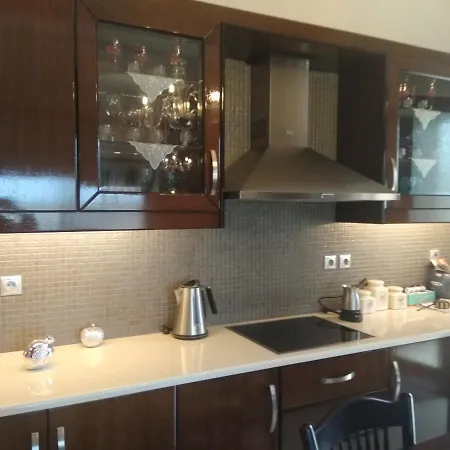 - Family Comfort With Large Garden, Jacuzzi * Città di Kos