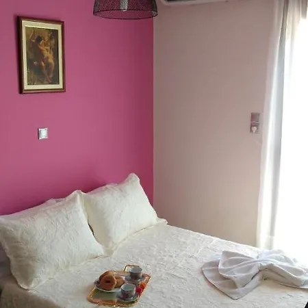 - Family Comfort With Large Garden, Jacuzzi * Miasto Kos